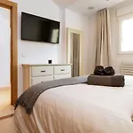 Francia, Elviria Willa *