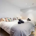 Francia, Elviria Willa Marbella