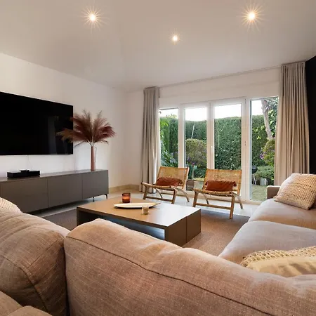 Villa Francia, Elviria *