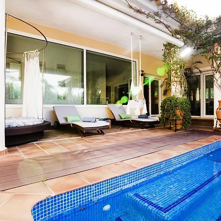 Villa Francia, Elviria *