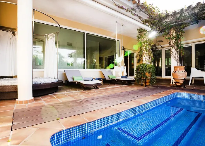 Villa Francia, Elviria *