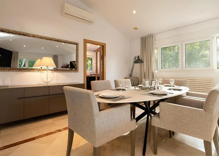 Francia, Elviria Willa