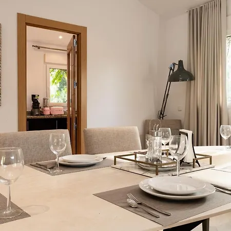 Βίλα Francia, Elviria Μαρμπέλλα